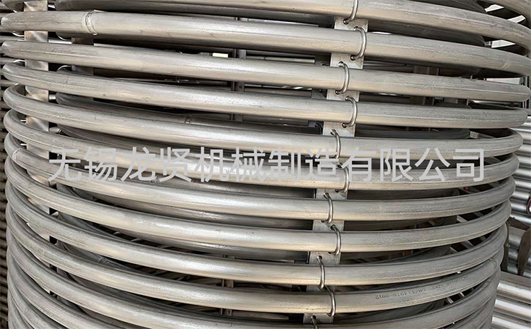 焊接不銹鋼盤管時(shí)，如何避免出現(xiàn)氣孔和裂紋？